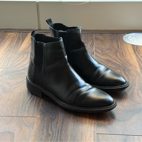 ZARA Black Chelsea Boots – Women’s Size 38 (US 7.5) - Picture 3 of 8